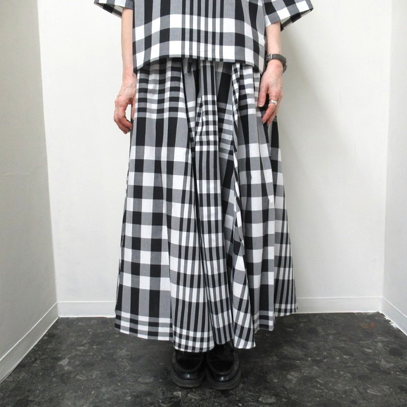 Vent d'ouest  タイプライターチェックスカート /BK19【日本製】